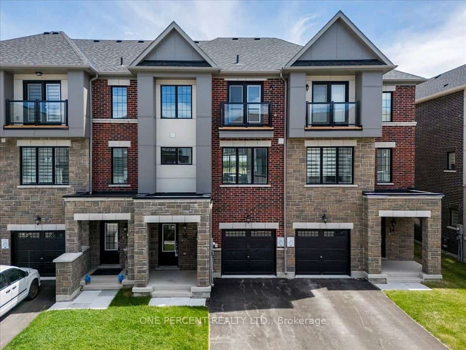 16 Pearen Lane, Barrie, ON L9J 0Z7