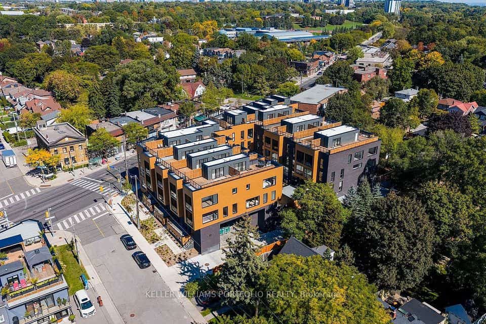 35 Birchcliff Avenue #9, Toronto, ON M1N 0C1