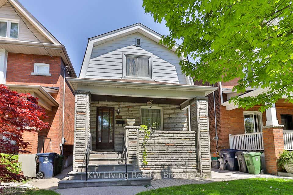 599 Durie Street, Toronto, ON M6S 3H2