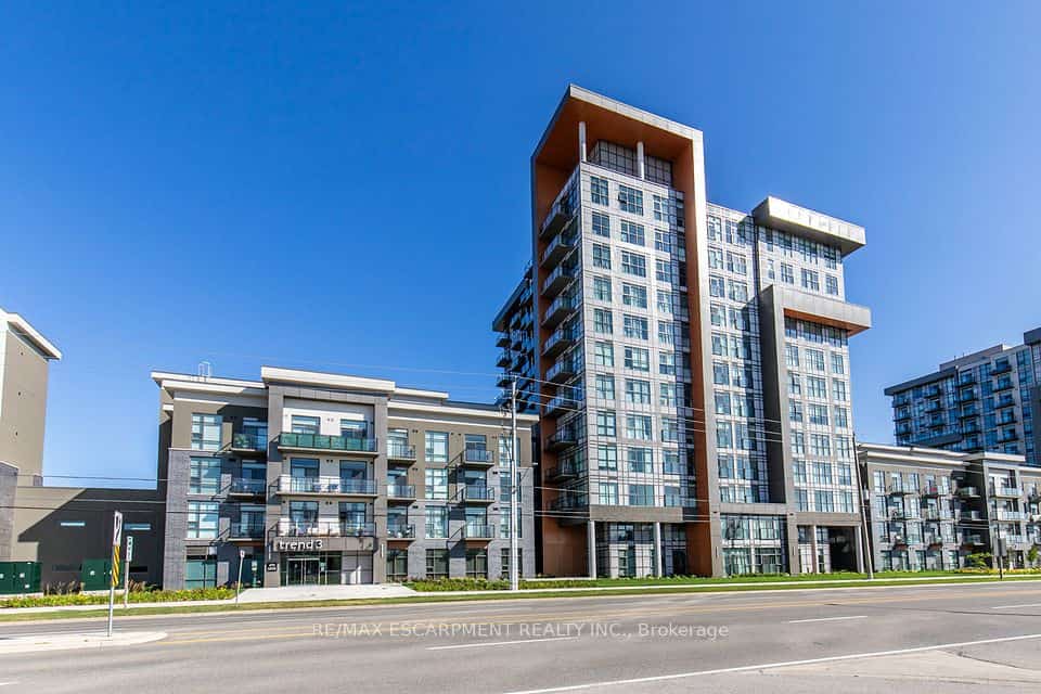470 Dundas Street E #904, Hamilton, ON L8B 1Z2