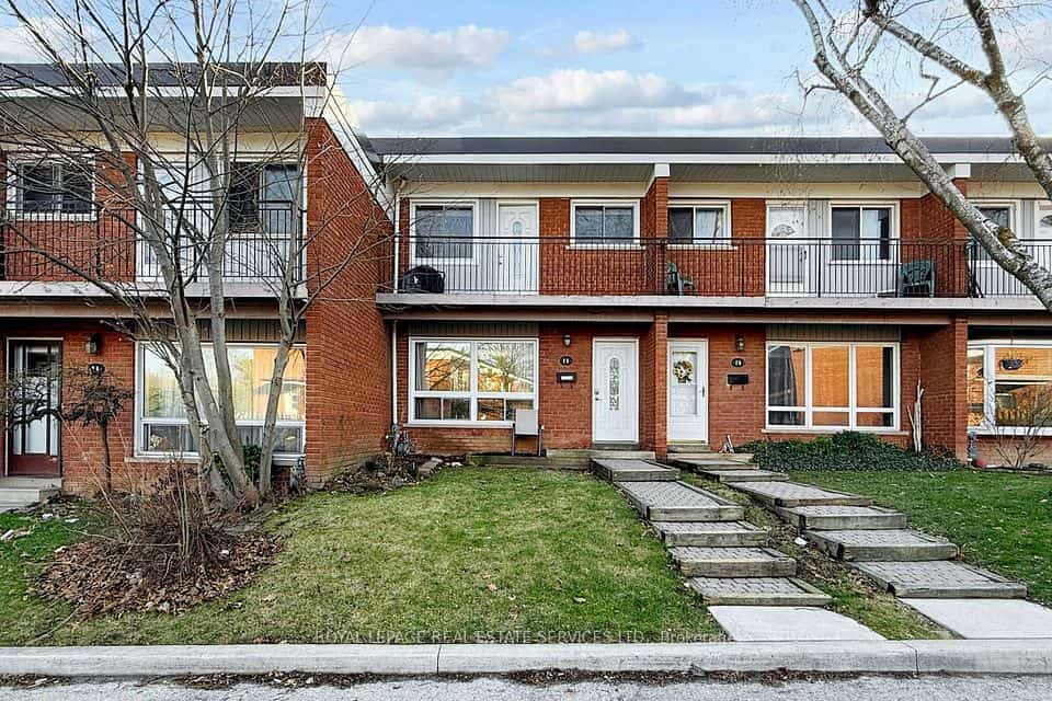 3001 Centennial Drive #25, Burlington, ON L7M 1B3