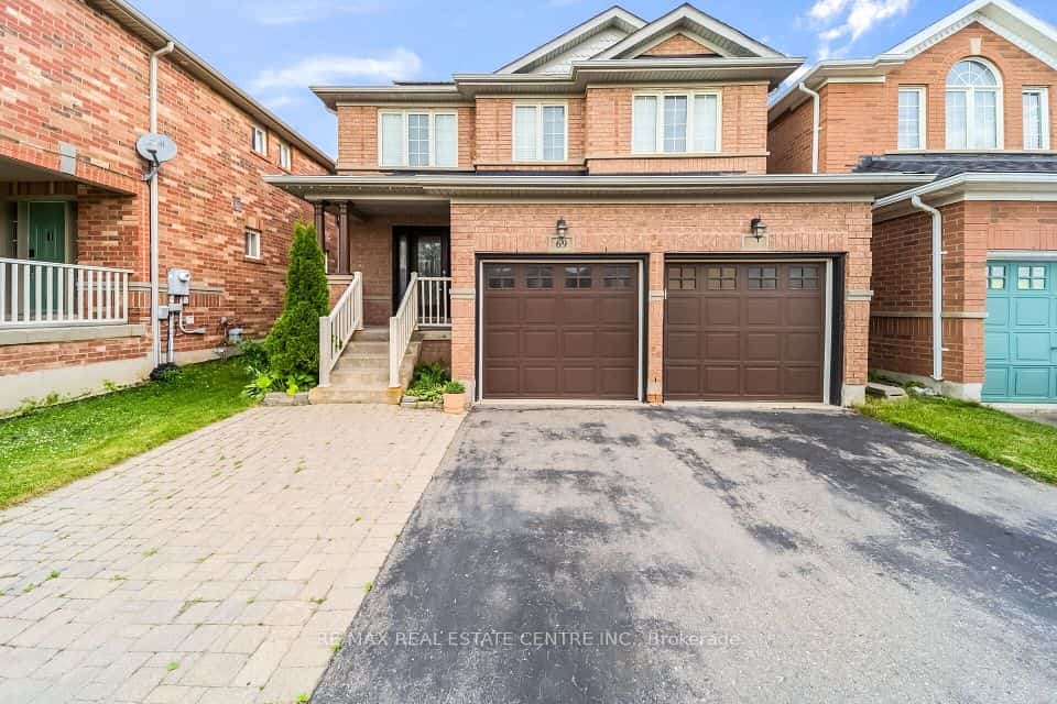 69 Crown Victoria Drive, Brampton, ON L7A 3X1