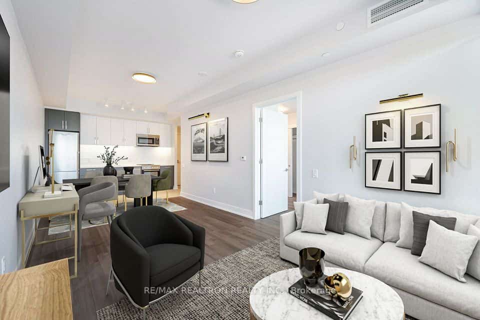 2525 Bathurst Street #410, Toronto, ON M6B 2Y9