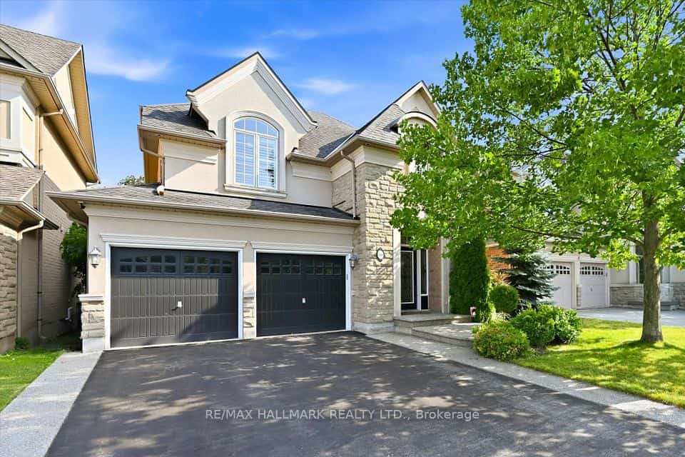 320 Turning Leaf Road, Oakville, ON L6L 6W7