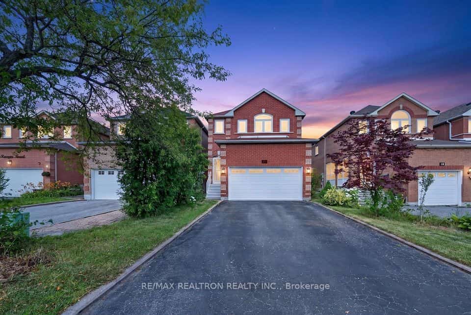47 Kruger Road, Markham, ON L3S 3Y8