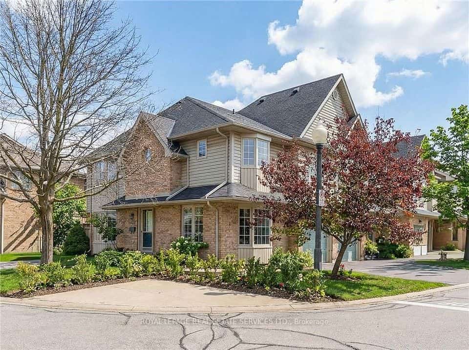 3333 New Street #120, Burlington, ON L7N 1N1