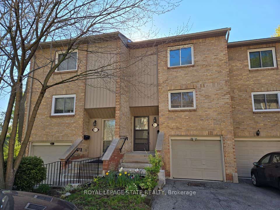 95 Fonthill Road #2, Hamilton, ON L8V 4Z7