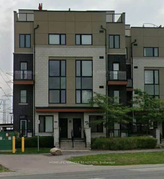 1555 Kingston Road #202, Pickering, ON L1V 0E9