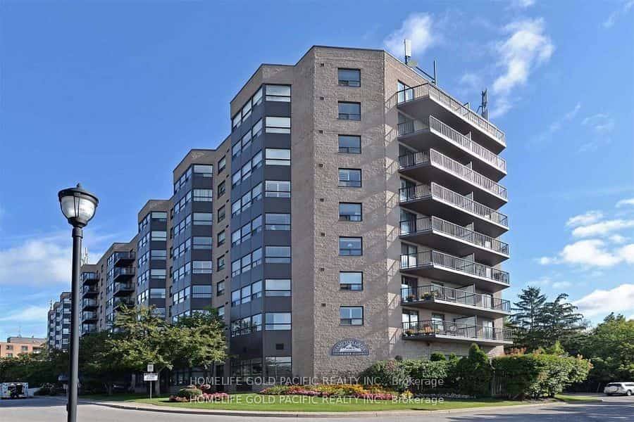 2 Raymerville Drive #806, Markham, ON L3P 7N7
