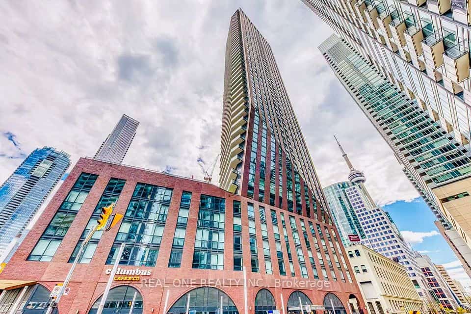 99 JOHN Street #1001, Toronto, ON M5V 0S6