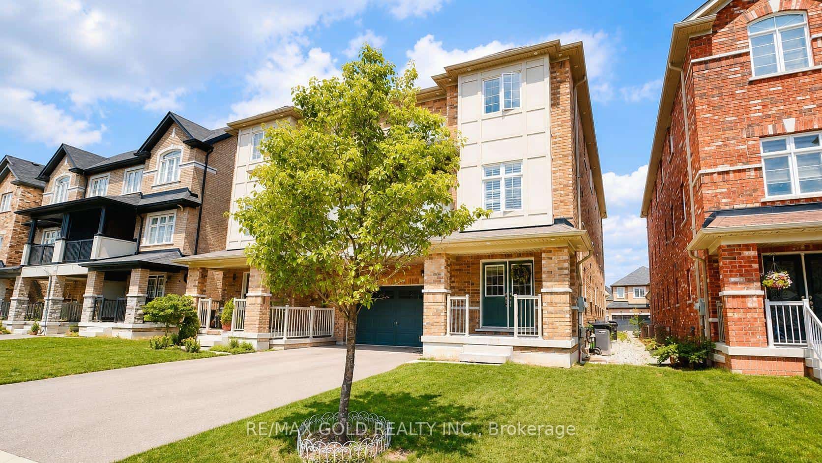 5 Lowes Hill Circle, Caledon, ON L7C 4H4
