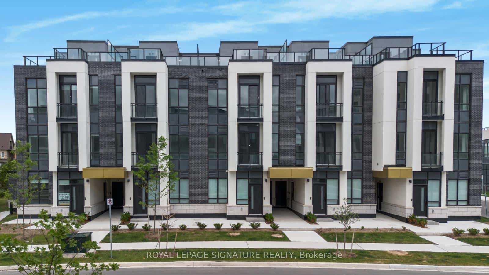 3025 Trailside Drive #144, Oakville, ON L6M 5R7