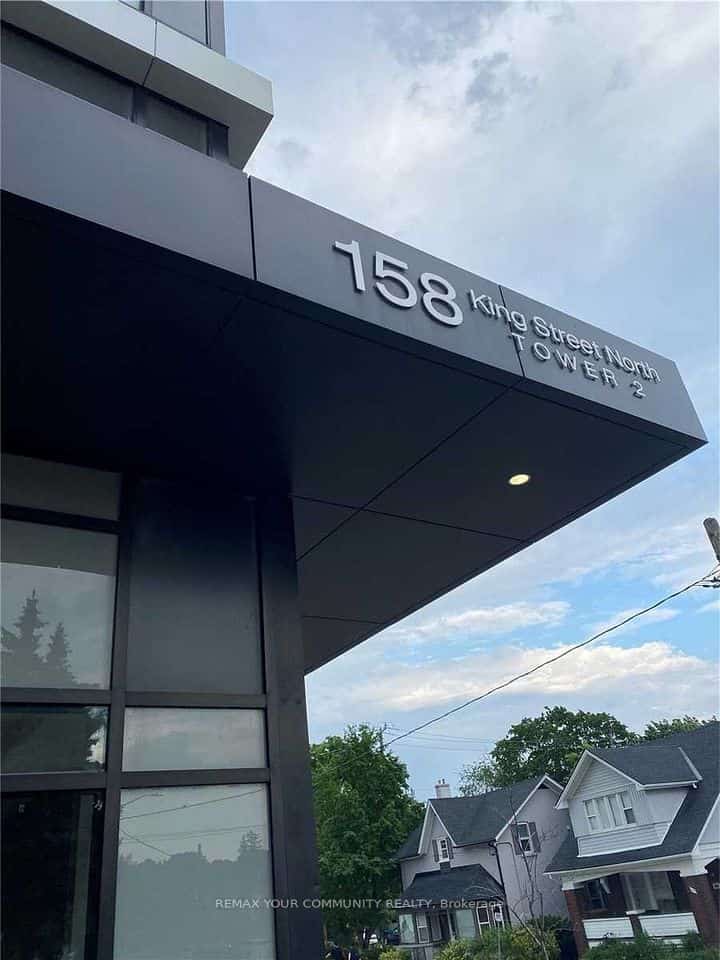 158 King Street N, Waterloo, ON N2J 2Y2