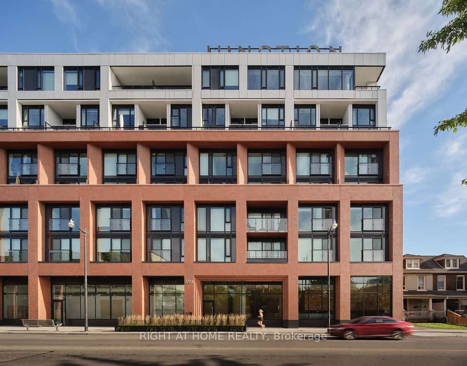 2720 Dundas Street W #607, Toronto, ON M6P 1Y2
