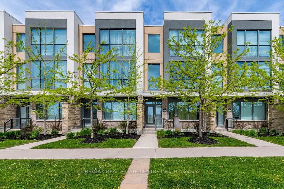 150 Little creek #5, Mississauga, ON L5R 0E9