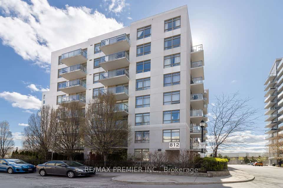 812 Lansdowne Avenue #1011, Toronto, ON M6H 4K6