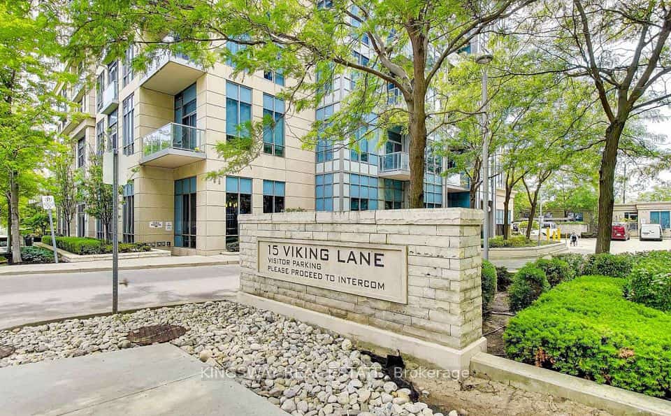 15 Viking Lane #201, Toronto, ON M9B 0A4