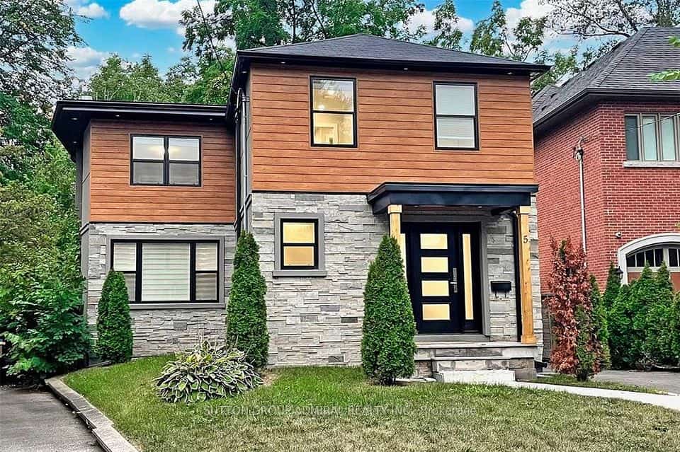 5 Donnybrook Lane, Toronto, ON M9A 2V2