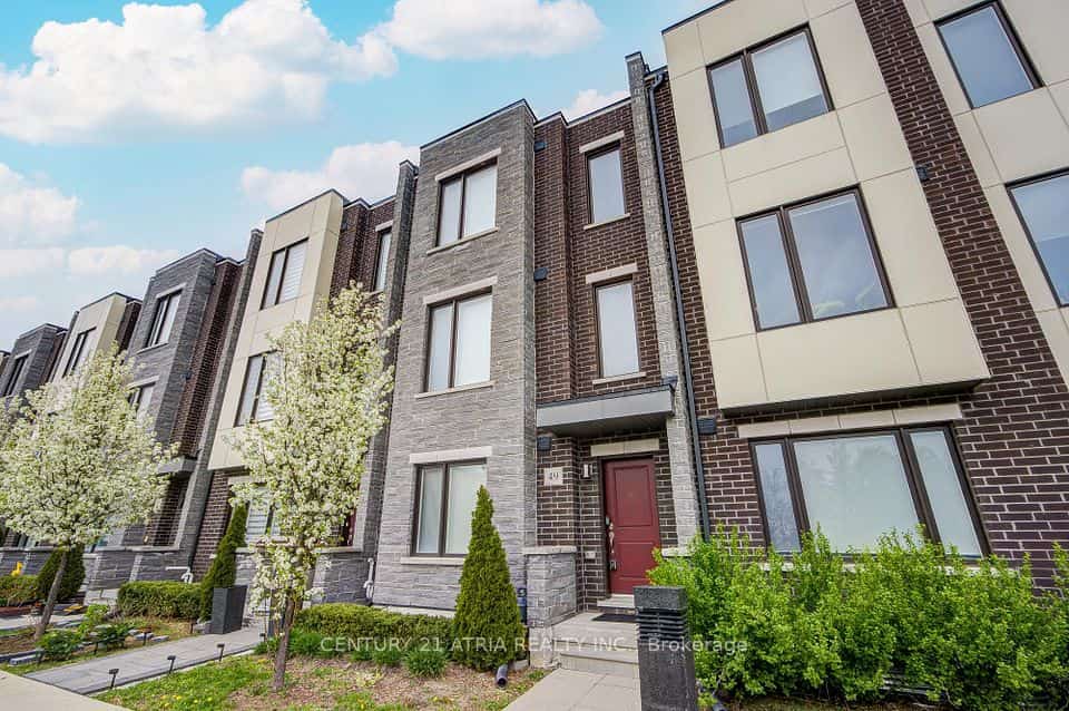 49 Cohen Way, Vaughan, ON L6A 5B4