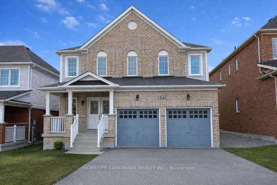 1842 Esterbrook Drive, Oshawa, ON L1K 0N3