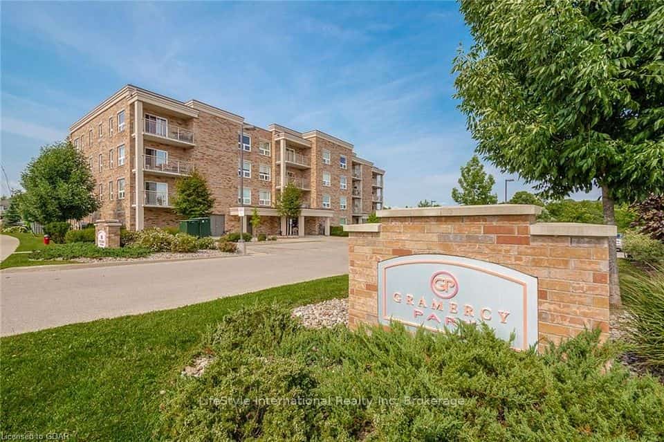 901 Paisley Road #103, Guelph, ON N1K 0A7