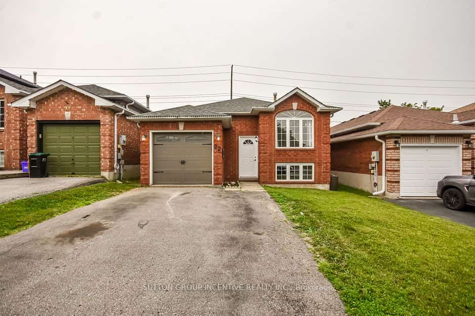 22 Peregrine Road, Barrie, ON L4M 6P9