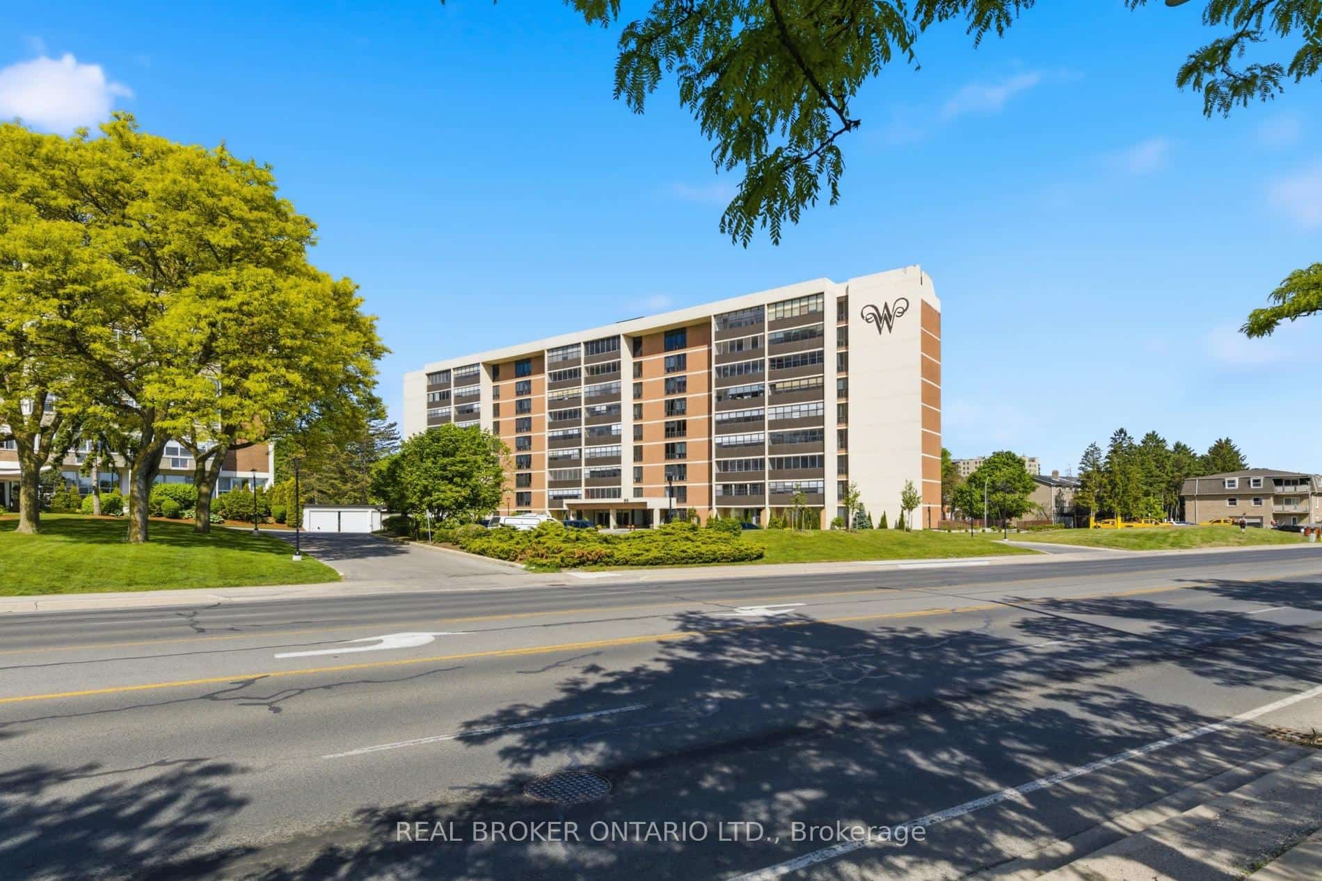 65 Westmount Road N #402, Waterloo, ON N2L 5G6
