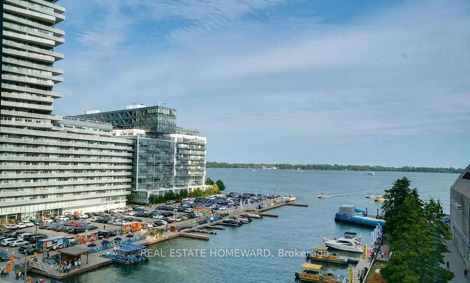 10 Queens Quay W #704, Toronto, ON M5J 2R9