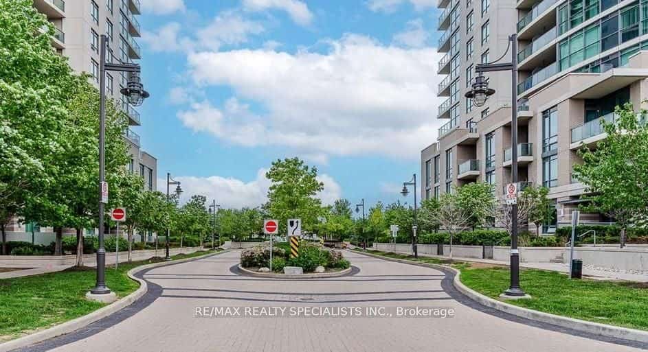 215 Sherway Gardens Road #1205, Toronto, ON M9C 0A4