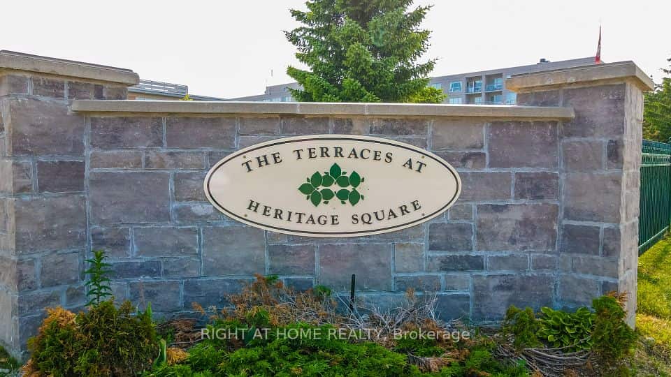 90 Dean Avenue, Barrie, Barrie