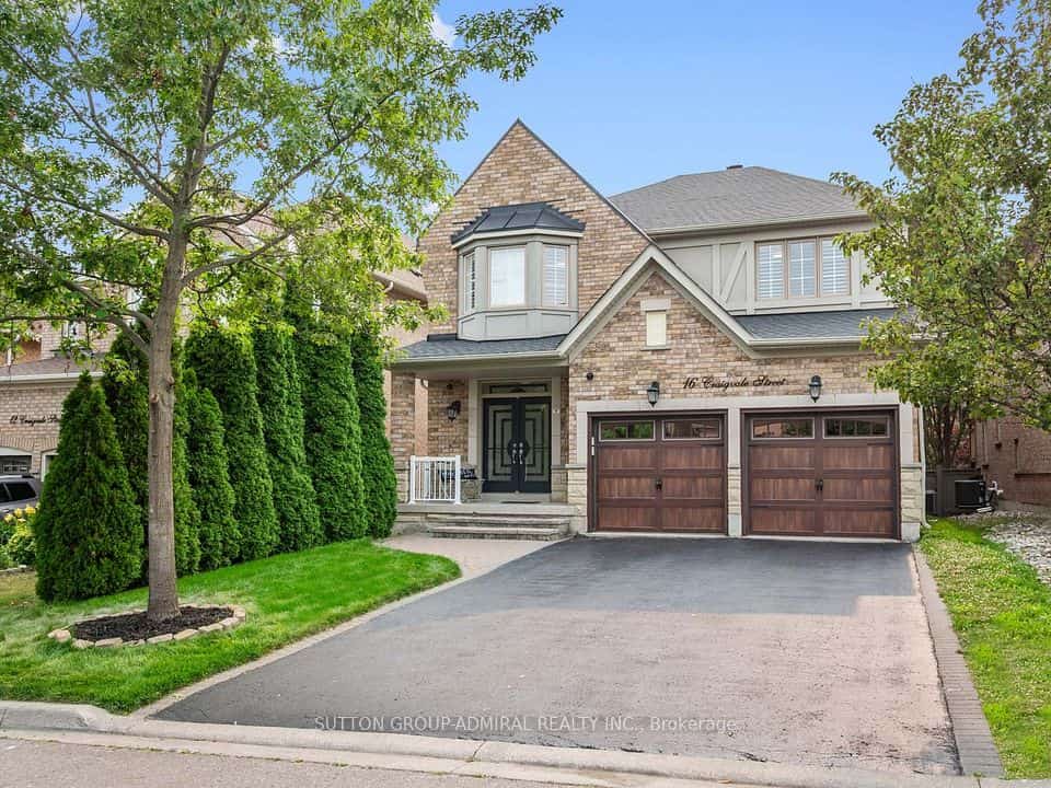16 Craigvale Street, Vaughan, ON L6A 0M3