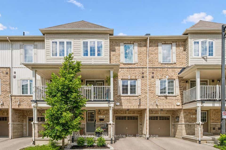 88 DECORSO Drive #30, Guelph, ON N1L 0A1