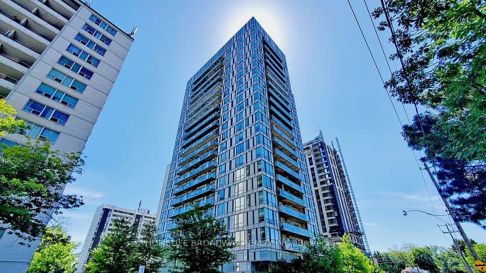 83 Redpath Avenue #811, Toronto, ON M4S 0A2