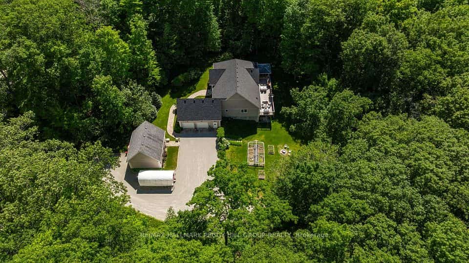 22 O'Donnell Court, Penetanguishene, ON L9M 2A6