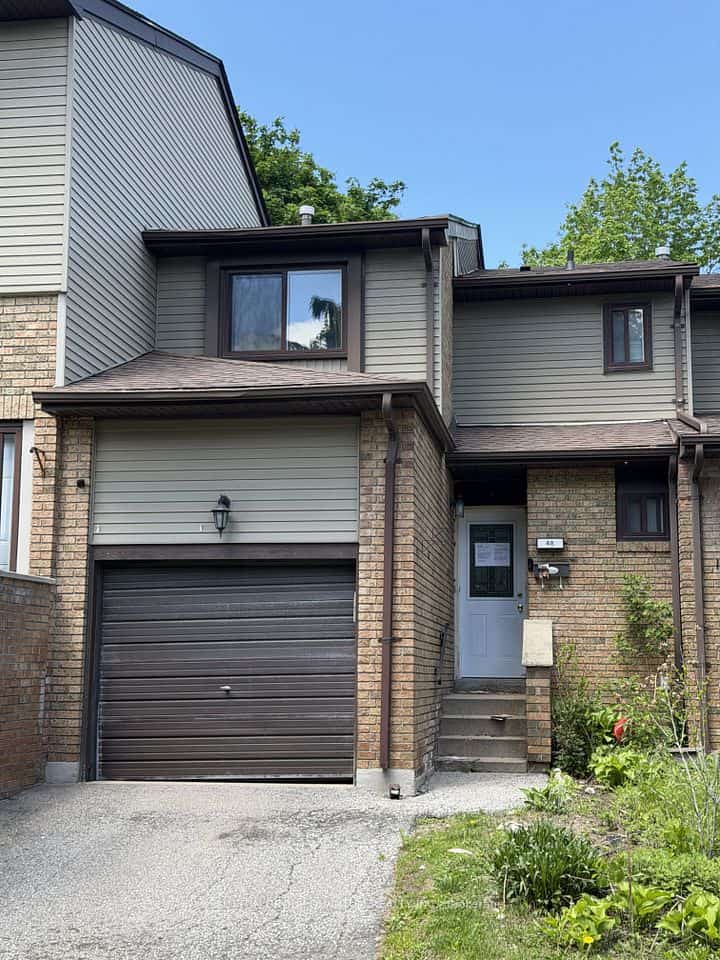 48 Carleton Place S, Brampton, ON L6T 3Z4