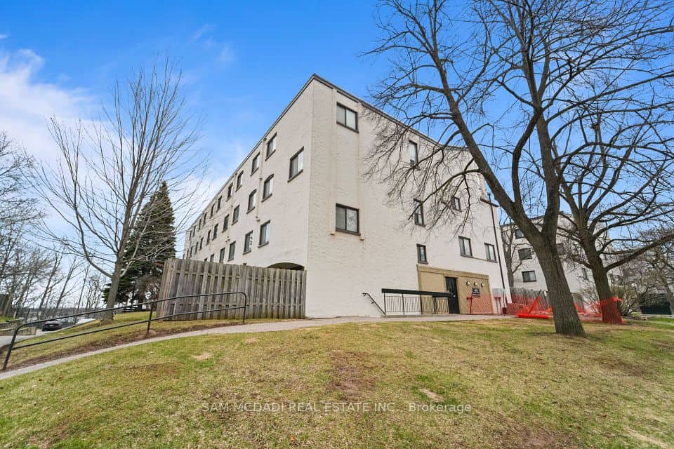 1050 Falgarwood Drive, Oakville