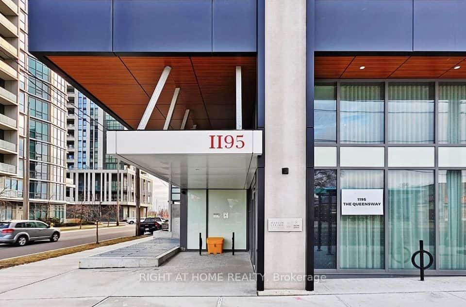 1195 The Queensway #704, Toronto, ON M8Z 0H1