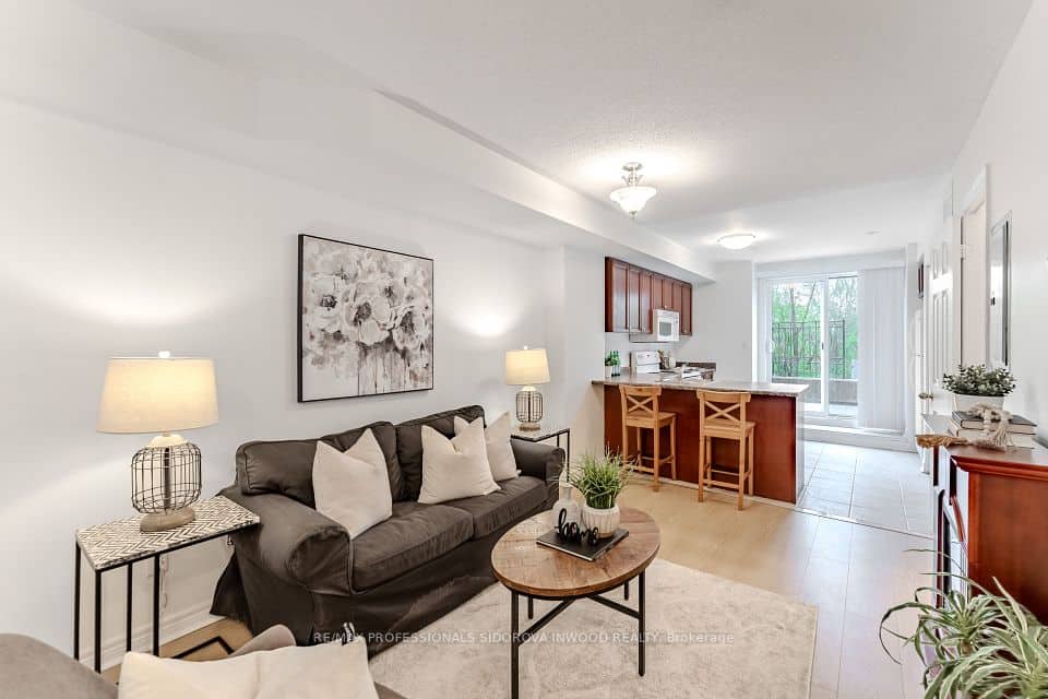 870 Jane Street, Toronto