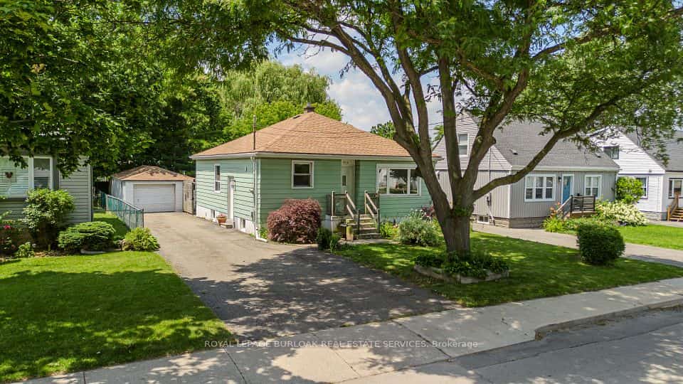 456 East 42nd Street, Hamilton, ON L8T 3B3