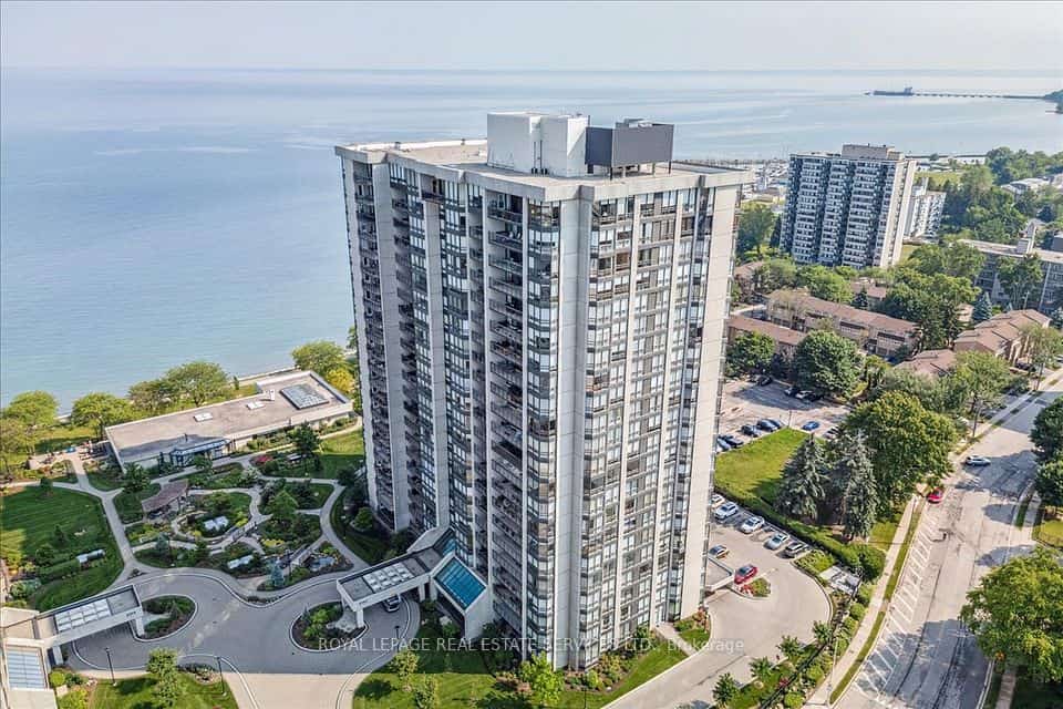 2180 Marine Drive #1401, Oakville, ON L6L 5V2