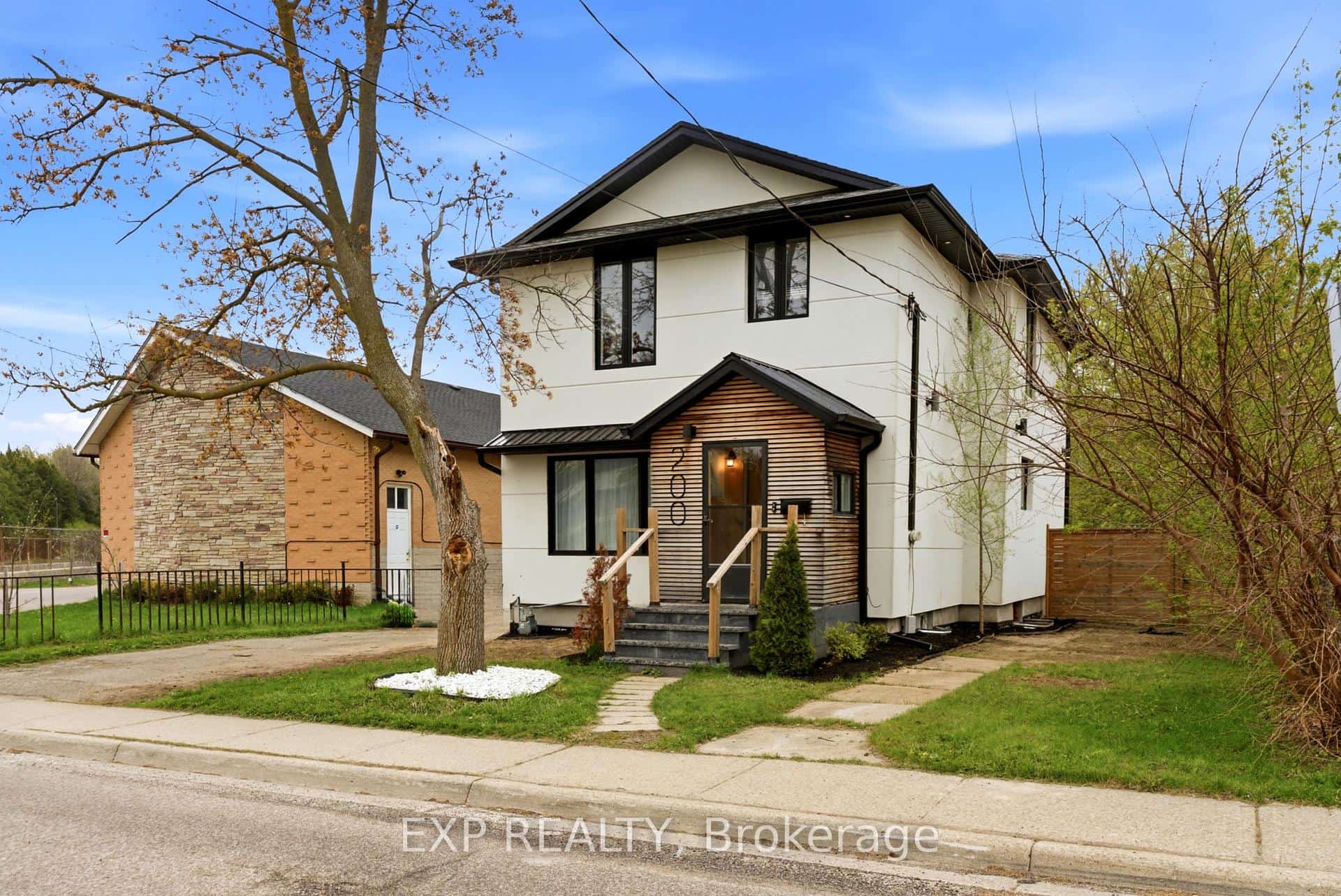 200 Madison Avenue S, Kitchener, ON N2G 3M8