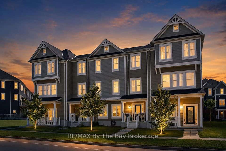 16 Village Gate Drive, Wasaga Beach, ON L9Z 0J7