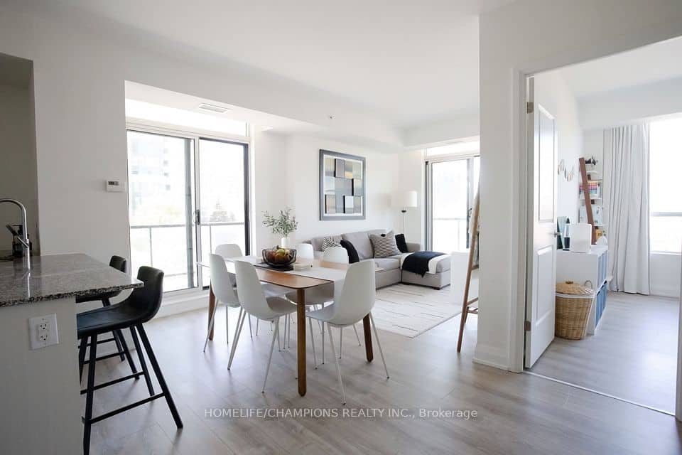 3655 Kingston Road, Toronto