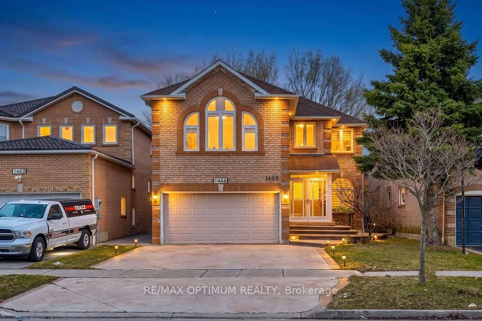 1466 Willowvale Gardens, Mississauga, ON L5V 1T7
