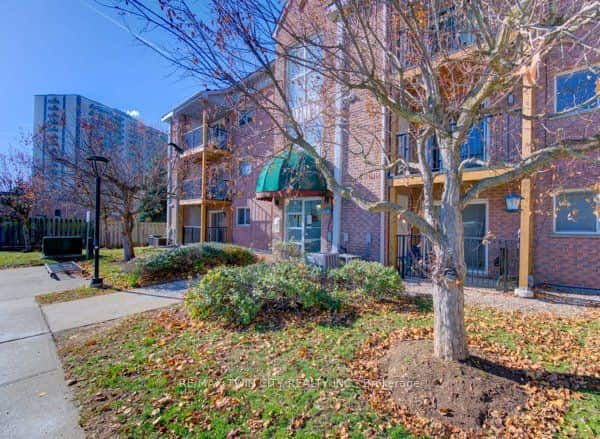 3085 Kingsway Drive, Kitchener, Kitchener