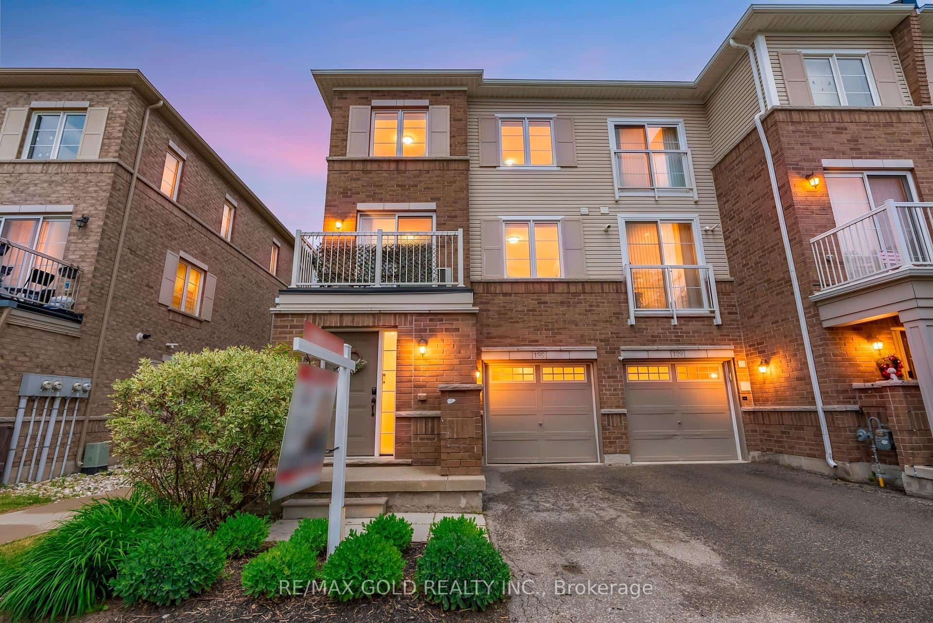 165 HAMPSHIRE Way #128, Milton, ON L9T 8M7