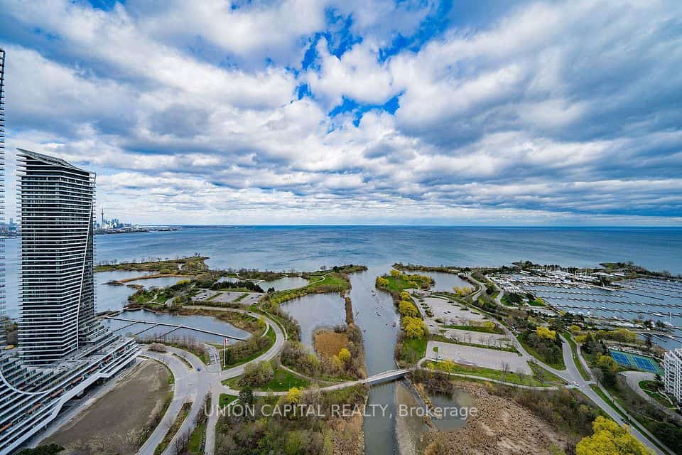 2212 Lake Shore Boulevard W #PH02, Toronto, ON M8V 0C2