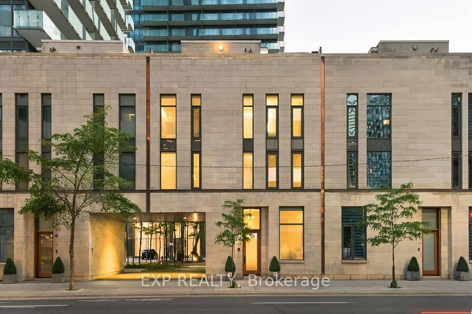 1084 Bay Street, Toronto