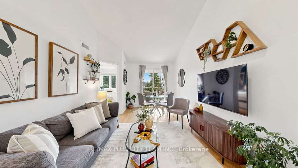 55 Bristol Road E #111, Mississauga, ON L4Z 3N9
