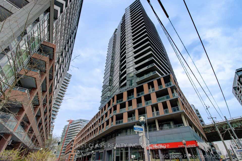 20 Bruyeres Mews #1610, Toronto, ON M5V 0G8